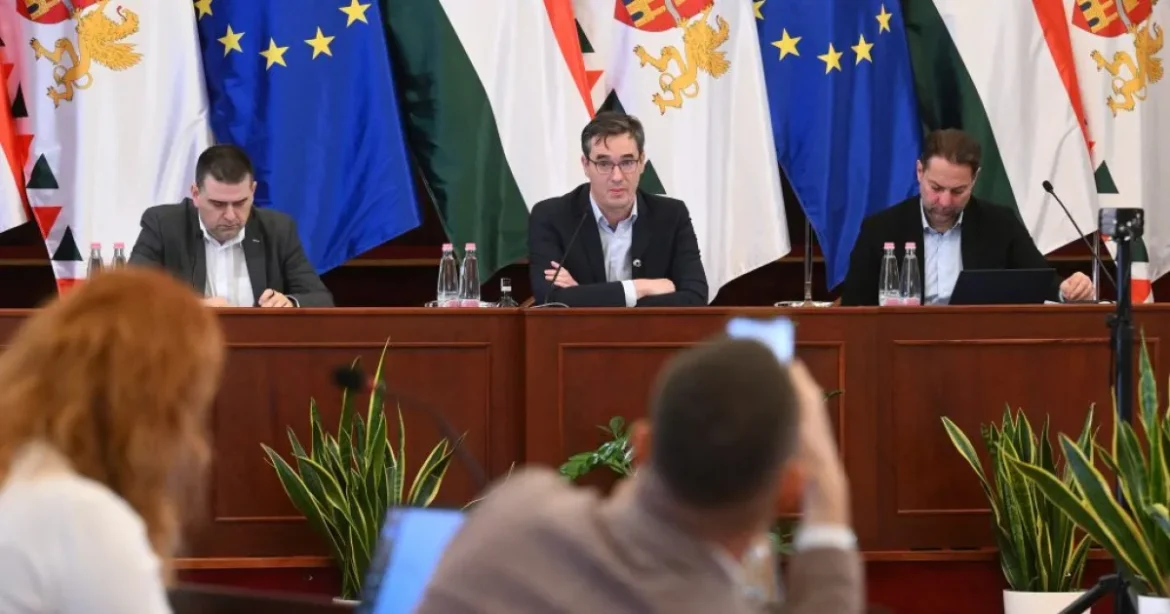 Fél óra alatt lezajlott a Fővárosi Közgyűlés rendkívüli ülése